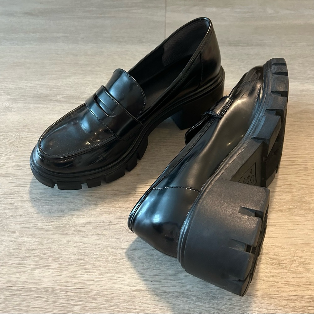 Classic Black Loafers - Picture 3 of 8